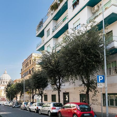 The Vatican Two 로마 외부 사진